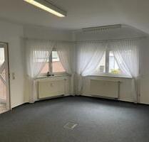 Wohnen wie im Eigenheimn - 1.365,00 EUR Kaltmiete, ca.  146,00 m² in Düren (PLZ: 52355) Rölsdorf