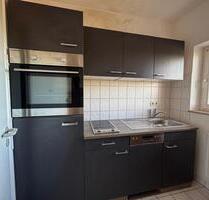 Einbauküche & Kostenfreier Stellplatz: 3-Raumwohnung in der Nähe vom Florpark Magdeburg
