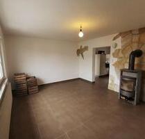 Haus mit großem Garten: 150m² Wohnfläche, Terasse, Garage, Garten - Aidlingen