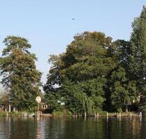 INSEL in Spandau + Bootsliegeplatz - Nachmieter zum Saisonstart - Berlin