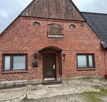 Bauernhaus - 650.000,00 EUR Kaufpreis, ca.  180,00 m² in Ascheberg (Holstein) (PLZ: 24326)