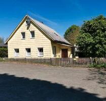 Einfamilienhaus mit Nebengebäude und separatem Grundstück - Kulmbach Blaich