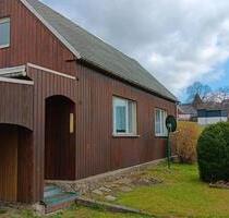 Kleines Häuschen - 35.000,00 EUR Kaufpreis, ca.  65,00 m² in Auerbach/Vogtland (PLZ: 08209)