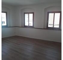Haus zur Miete - 980,00 EUR Kaltmiete, in Amberg (PLZ: 92224)