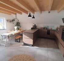 Wohnung 6 Zimmer über 2 Etagen - 1.500,00 EUR Kaltmiete, ca.  140,00 m² in Tettnang (PLZ: 88069)