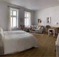 Wohnung Schwerin 1.8.-5.10 - 680,00 EUR Kaltmiete, in Schwerin (PLZ: 19055) Altstadt