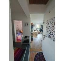 Ruhige 3 Zi Wohnung, 92qm + 80 qm Galerie in Herrnsdof ab Okt. - Erlangen Bruck