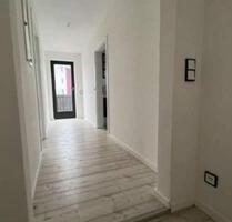 4 Zimmer Wohnung mit Balkon - 1.250,00 EUR Kaltmiete, ca.  122,00 m² in Bad Abbach (PLZ: 93077)
