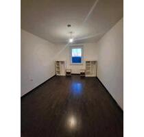 3-Zimmer-Wohnung, 65–70 m², frisch renoviert - Schwarzenbach an der Saale Fletschenreuth