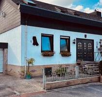 Charmantes Einfamilienhaus mit großem Grundstück - Lambsheim