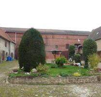 Landwirtschaftliches Anwesen Haus mit viel Grünfläche - Osterfeld