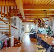 *** Charmante Maisonettewohnung mit 2 Balkonen und Carport *** - Bönnigheim