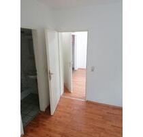 Bad Salzuflen 2 Zimmer-Wohnung mit Küche neu renoviert - Bad Pyrmont