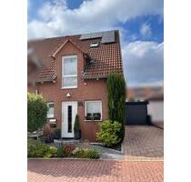 Haus in Castrop-Rauxel , Doppelhaushäfte