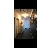 Top 3 ZKDB Mit Küche und Balkon ! Und Doppelgarage ! - Krefeld