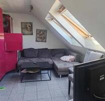 3 zw WOHNUNG MÖBILIERT INCL INTERNET HEIZUNG STROM WESTEND GRÜNEBURGWEG NAHE GOETHE UNI ALTE OPER GRÜNEBURGPARK PENNY REWE DM BÄCKER KRÖGER WACKER CAFE U BAHNEN ALLES FUSSLÄUFIG 2er WG GEEIGNET - Frankfurt am Main Westend Nord