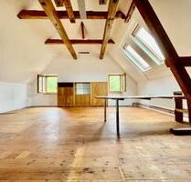 Offen gestaltete Dachgeschosswohnung in historischer Wassermühle - Ochtendung