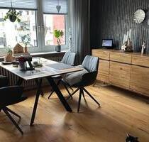 3-ZKB, Balkon, Klima, Küche, Parkett, KFZ-Stellplatz - Sankt Leon-Rot