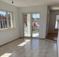 Sehr schöne, großräumige, lichtdurchflutete 3-Zimmer-Wohnung - Seeheim-Jugenheim