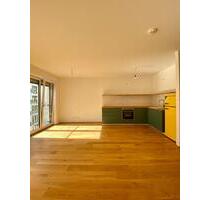 Helle 4-Zimmer-Neubauwohnung mit Balkon - KfW55 -WG geeignet - Berlin Mitte