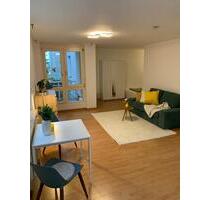 Attraktive möblierte 1,5 Zimmer-Whg mit Balkon und XXL TG-Stellplatz Erstbezug nach Renovierung - Kornwestheim