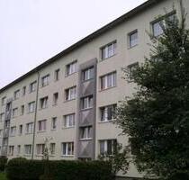 040-009 3-Raum-Wohnung mit Balkon und EBK in Hagenow, OT Sudenhof zu vermieten 2. OG