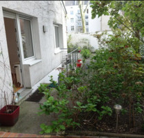 2 bis 3 Zi Wohnung mit eigenem GartenTerrasse in Düsseldorf-Pemp