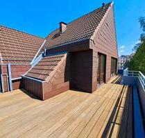 Penthouse- Feeling am Kiel- Südfriedhof, mit Terrasse und Garage