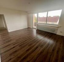 2-Zimmer-Dachgeschosswohnung in zentraler Lage - ab sofort frei ! - Uelzen