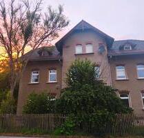 Haus, Mehrfamilienhaus in GroßschweidnitzLöbau