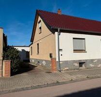 Einfamilienhaus Doppelhaushälfte mit großem Garten (739 m²) - Ballenstedt