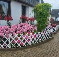 Doppelhaushälfte mit 4 Zimmmer,Garten, Pool von Privat! Uerdingen - Krefeld Gartenstadt