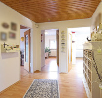 Helle 3-Zimmer-Wohnung im DG in Stuttgart-Münster
