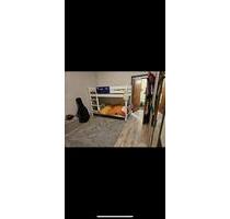 4-Zimmer Wohnung in Wiesbaden Biebrich mit EBK!