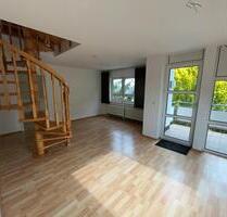 Unterjettingen: Helle 3,5-4 Zimmer Wohnung zu Vermietenca. 80 qm