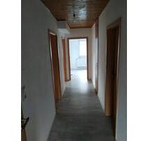 3 Zimmer Whg. zur Miete - 1.150,00&nbsp;EUR Kaltmiete, ca.&nbsp; 84,00&nbsp;m&sup2; in Neumarkt in der Oberpfalz (PLZ: 92318) Altenhof