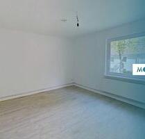 Große 3-Zimmer-Wohnung mit Badewanne - Nordenham