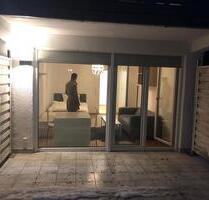 Großes, helles Apartment mit Terrasse im EG in Solln zu vermieten - München Thalkirchen-Obersendling-Forstenried-Fürstenried-S