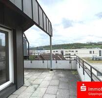 City-Wohnung: schönes Penthouse mit Panoramablick und offenem Kamin - Göppingen
