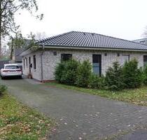 Ansprechende und gemütliche Doppelhaushälfte mit Garten in guter Lage von Aurich- Haxtum!