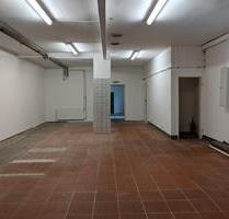 Lagergebäude - 390,00 EUR Kaltmiete, ca.  200,00 m² in Heide (PLZ: 25746)