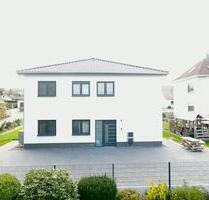 Moderne Neubauwohnung im 1. Obergeschoss – Erstbezug mit Balkon und Stellplatz - Minden Bärenkämpen