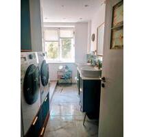 Komplet frisch renovierte Wohnung mit hochwertigen Maßmobeln - Berlin Reinickendorf