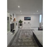 Renovierte 3-Zi.-Whg. Balkon, Fernblick, EBK, möbliert - Coburg