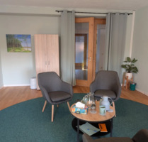 Großer Praxisraum, Ausstattung und Extras im Therapiezentrum - Riedering