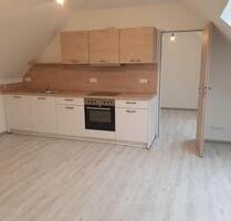 Helle 2-Zimmer-30m² Dachgeschosswohnung gehobene Innenausstattung - Isernhagen
