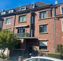 Altbauwohnung - teilmöbliert - in zentraler Toplage! - Krefeld Benrad