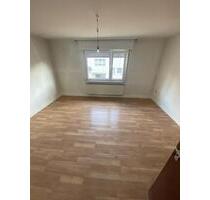 Schöne 2-Zimmer-Wohnung mit Balkon - Plochingen