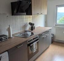 Modernisierte 3-Raum-DG-Wohnung, komplett neue Küche! - Schwarzenbach am Wald