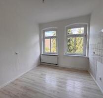 Einziehen & Wohlfühlen – renovierte 44-m²-Wohnung in Oberlungwitz!